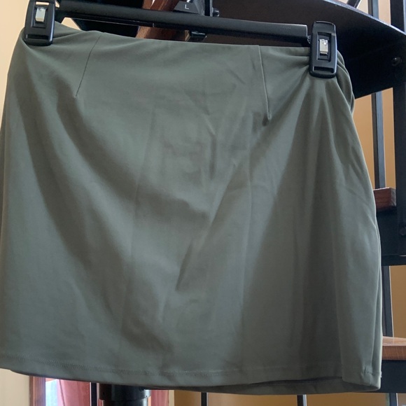 Olive Green Mini Skirt - Picture 1 of 1